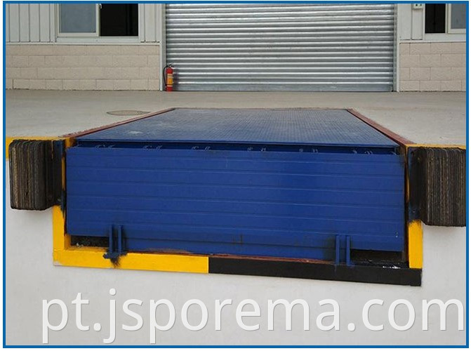 Dock leveler